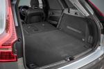 Volvo XC60 D4 Inscription 2017 года (UK)